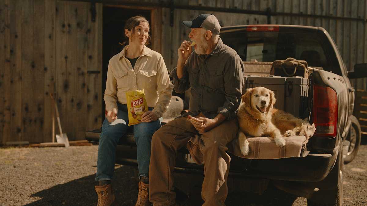 Super Bowl commercial that shows a father and daughter who are potato farmers